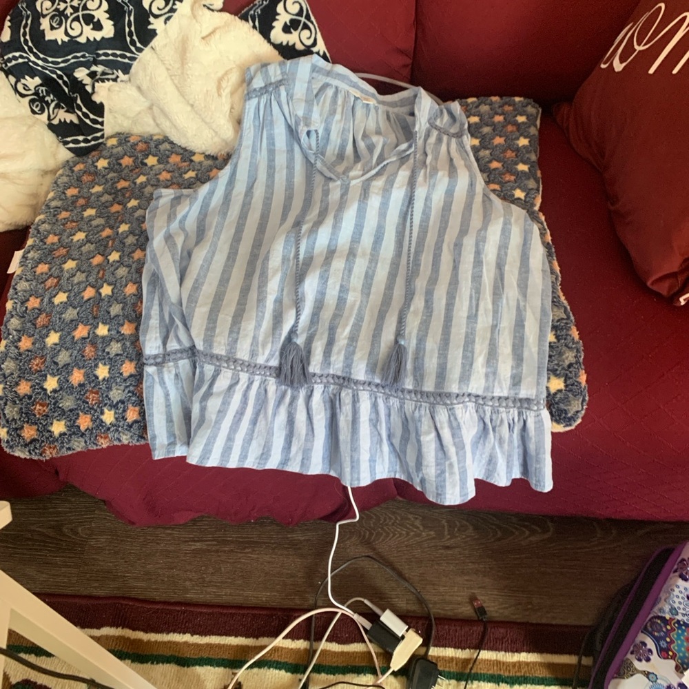 Crown & Ivy Blue Striped Sleeveless Top